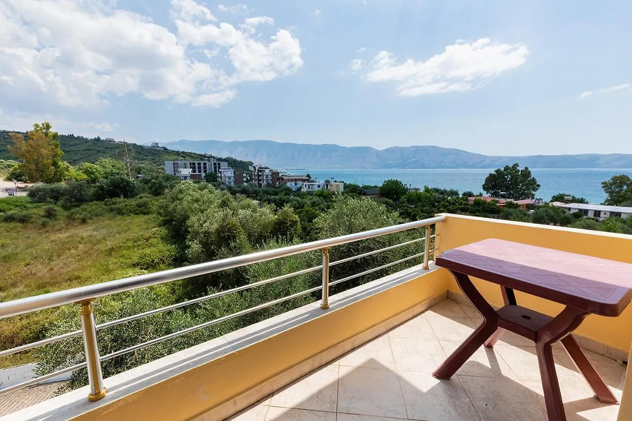 Hotel Dini Radhimë 0*,  Albanie