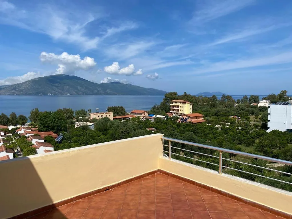 Hotel Dini Radhimë