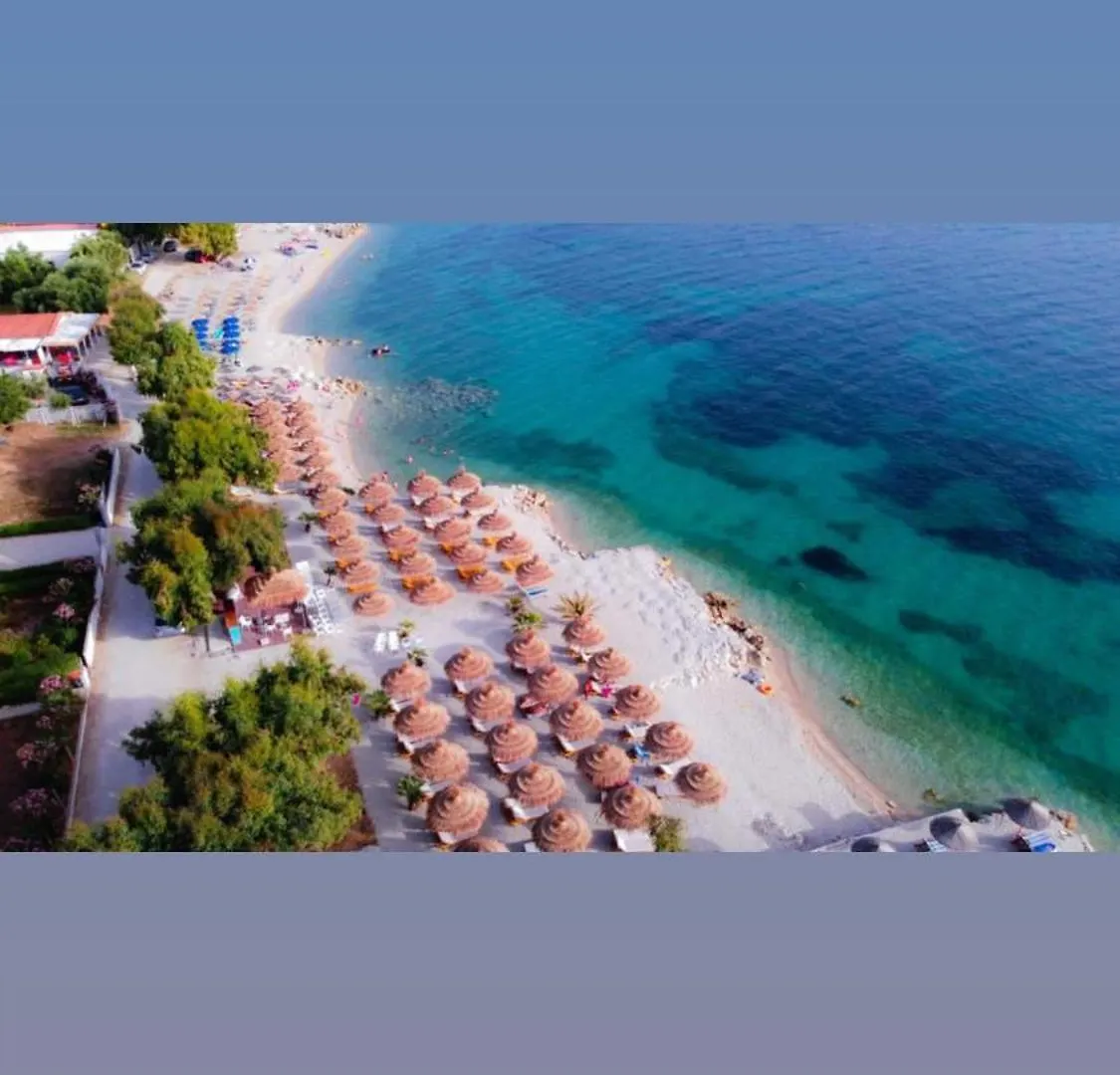 Hotel Dini Radhimë 게스트하우스