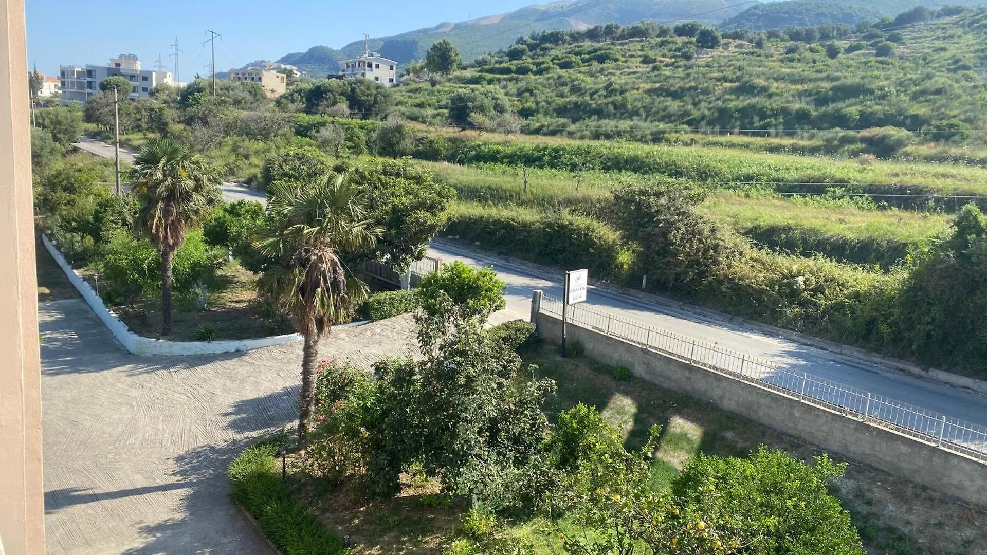 Hotel Dini Radhimë Affittacamere